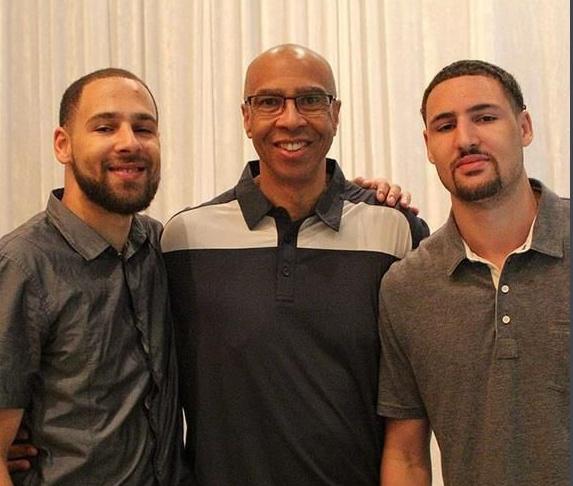 安东：球队早早进球本应取得胜利；我们反复出现低级错误