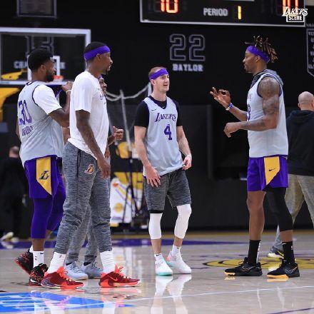 低谷的前锋 低谷的前锋